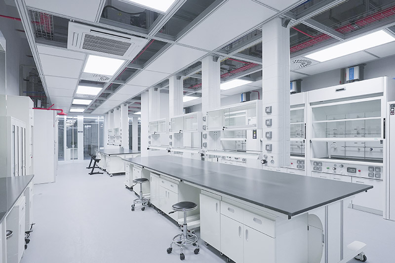 鄂尔多斯实验室革新：安全与科技的现代融合